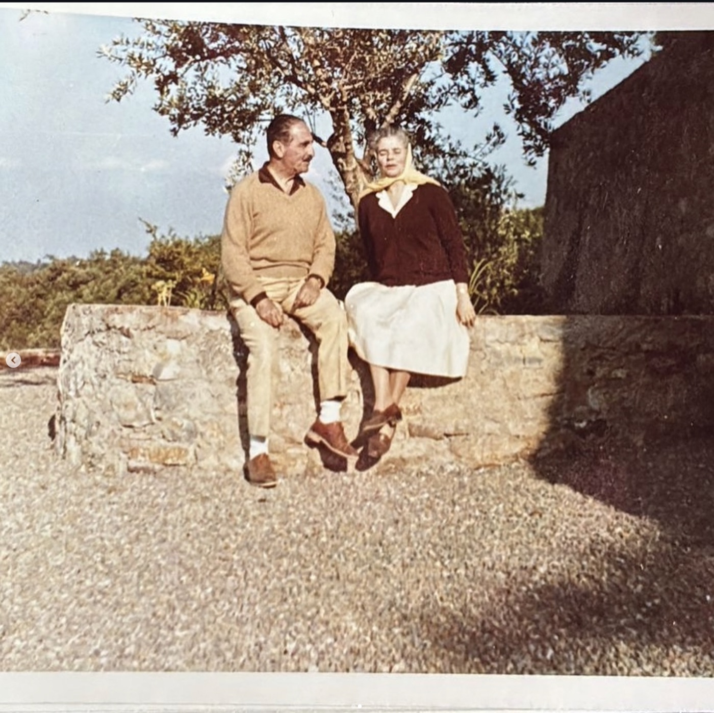 Eugenio and Eleonora, Gioacchino's parents, on the same wall in the 1960s